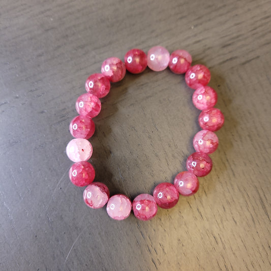 Magenta /pink beaded bracelet