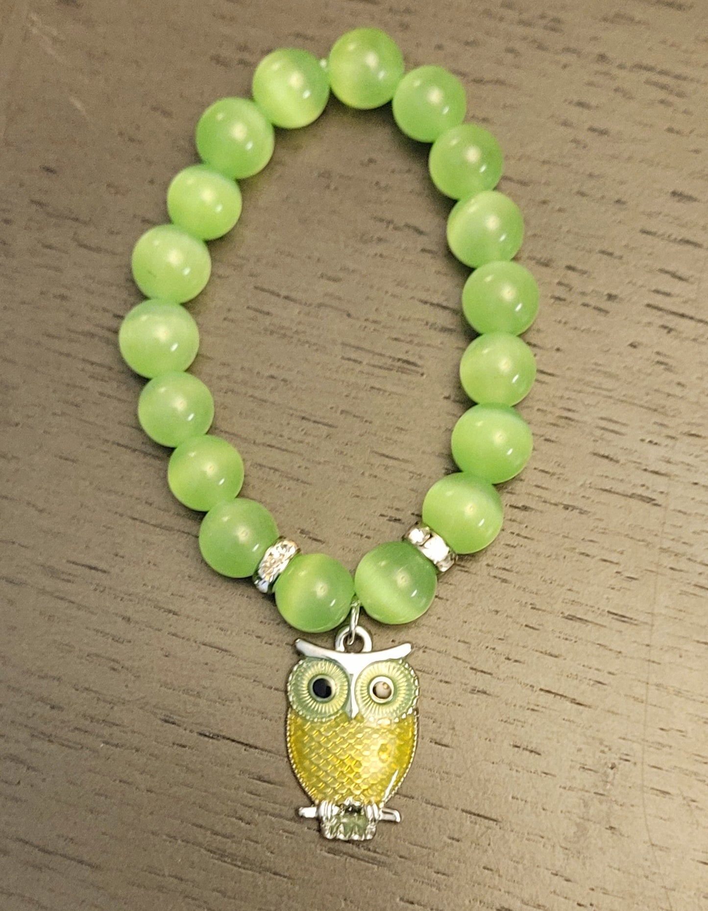 Green cat eye beaded bracelet w/ owl charm