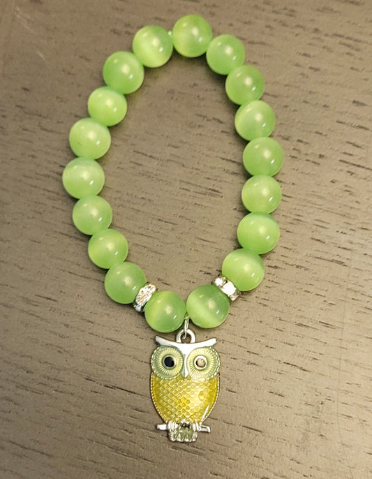 Green cat eye beaded bracelet w/ owl charm